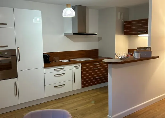 Avec Jardin Proche Gare Et Appartement